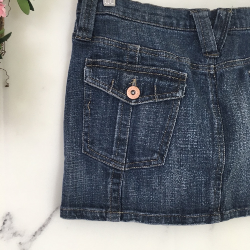 💙SOLD💙Z.Cavaricci Denim Mini Pencil Skirt - Picture 5 of 5